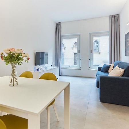 Cozy Meravigli Apartment - Pleasant Walk Between Duomo And Castello Milan Bagian luar foto