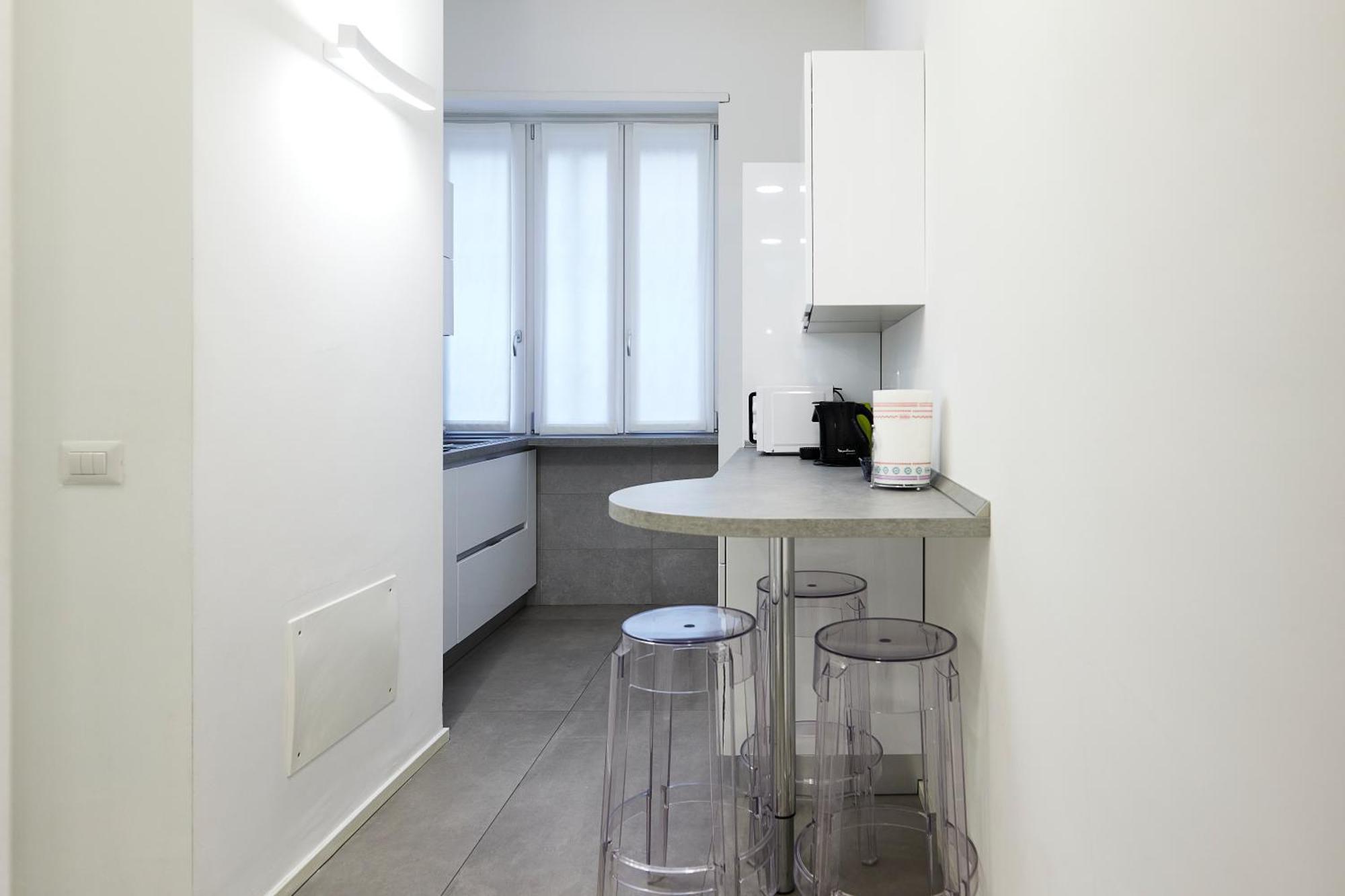 Cozy Meravigli Apartment - Pleasant Walk Between Duomo And Castello Milan Bagian luar foto