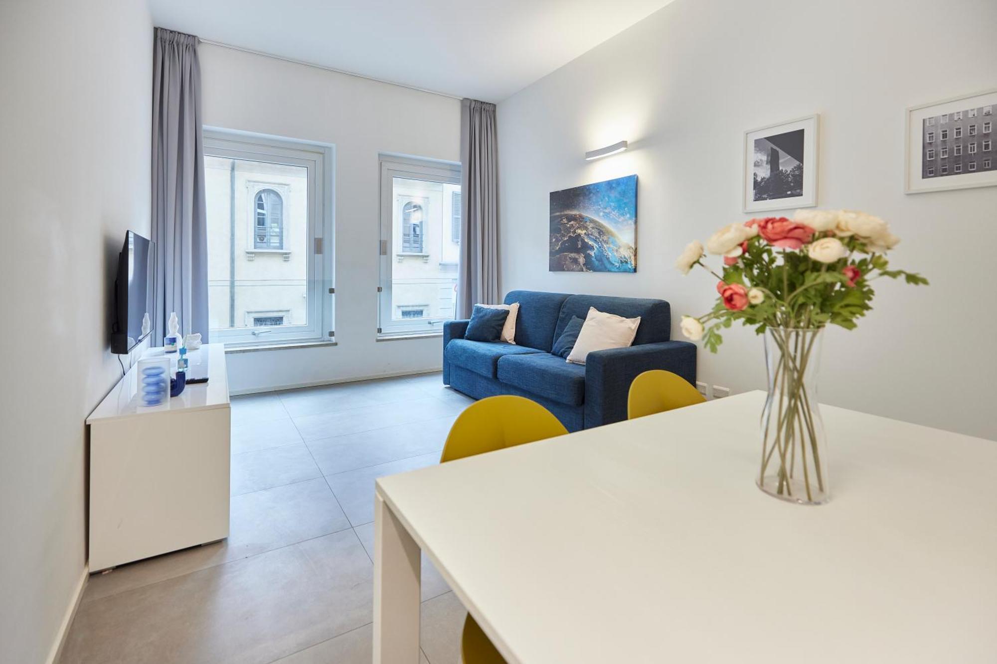 Cozy Meravigli Apartment - Pleasant Walk Between Duomo And Castello Milan Bagian luar foto
